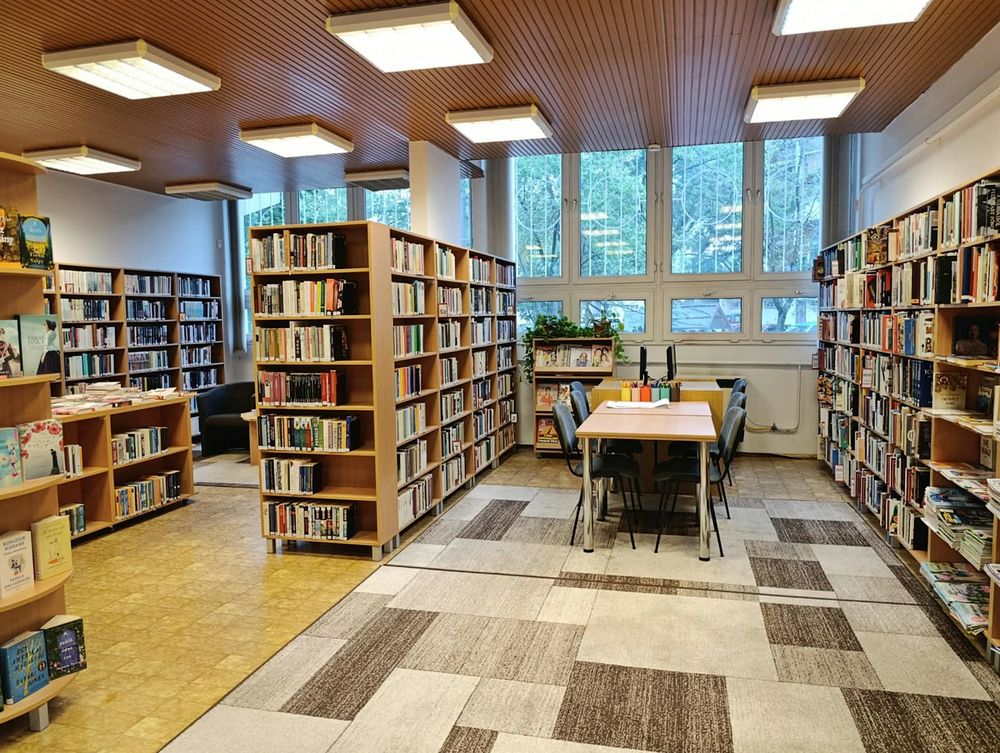 Felnőtt olvasótér